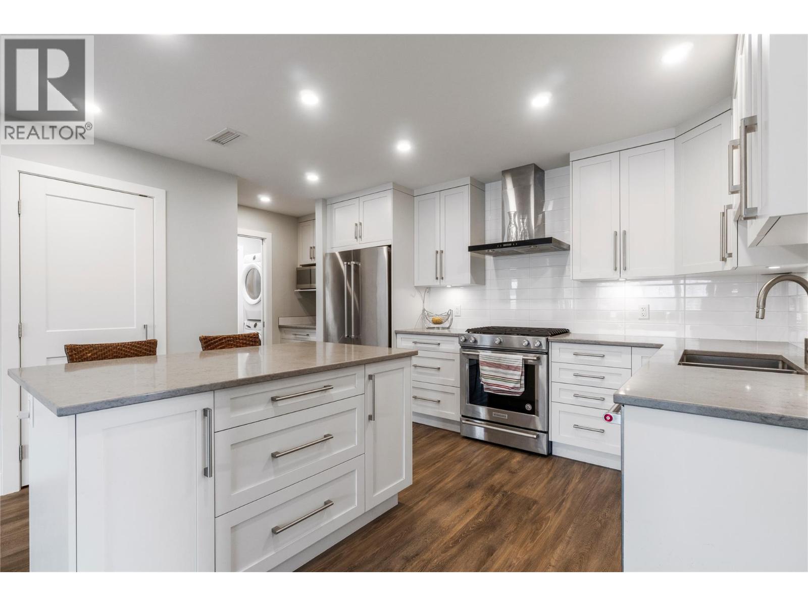 121 Harbourfront Drive NE Unit# 1, Salmon Arm