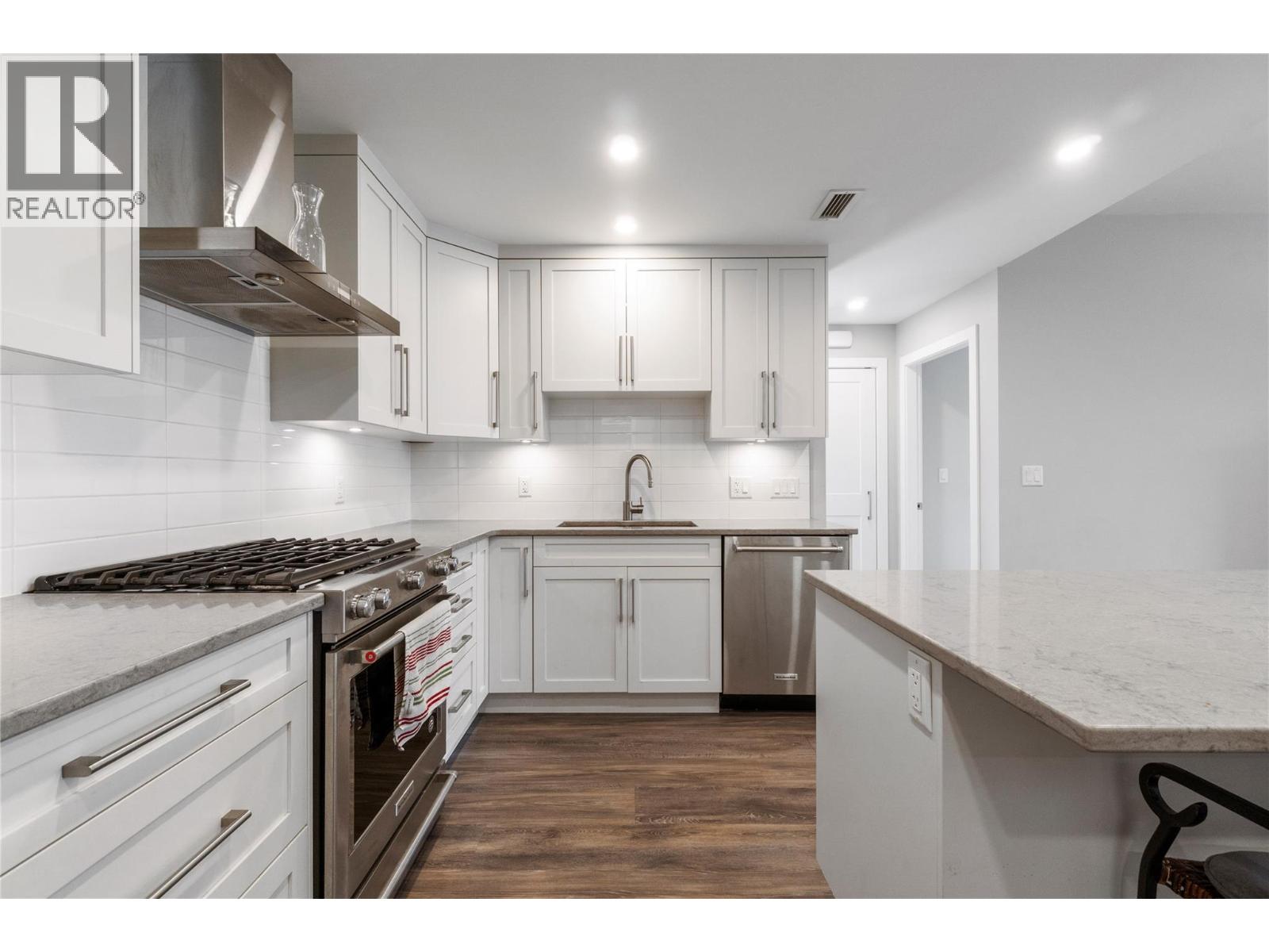 121 Harbourfront Drive NE Unit# 1, Salmon Arm