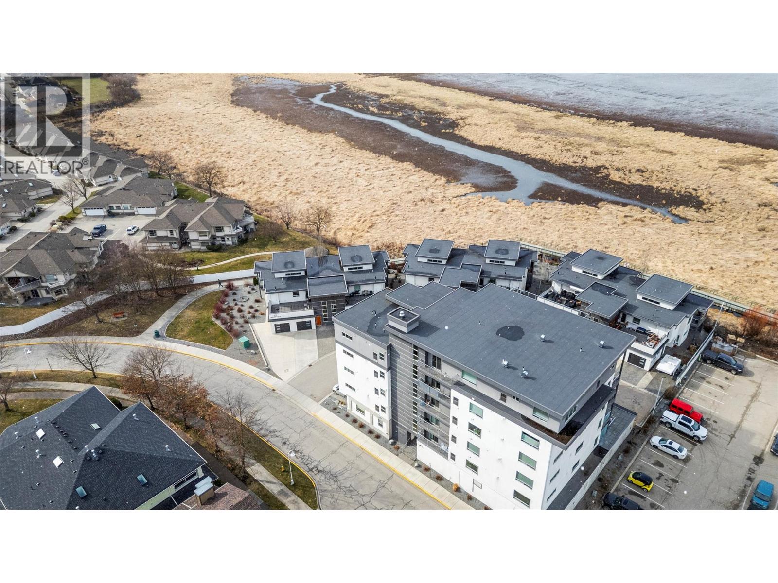 121 Harbourfront Drive NE Unit# 1, Salmon Arm