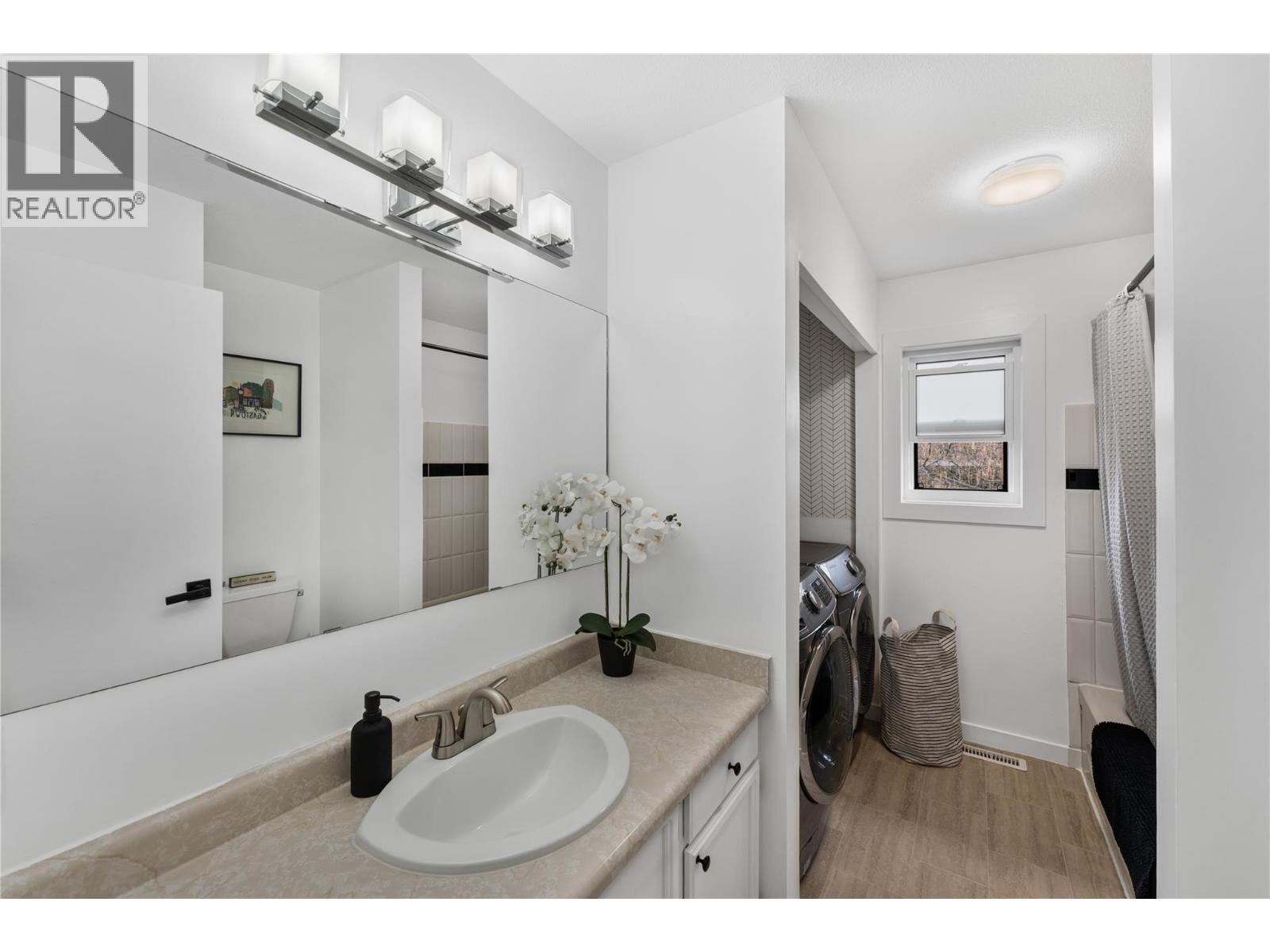 1233 Turri Avenue, Kelowna