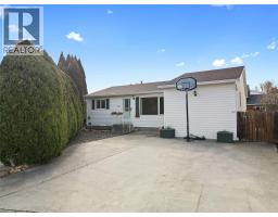  1233 Turri Avenue, Kelowna