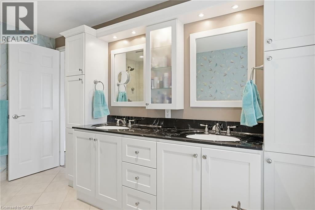 3192 COLEBROOK Court - 27