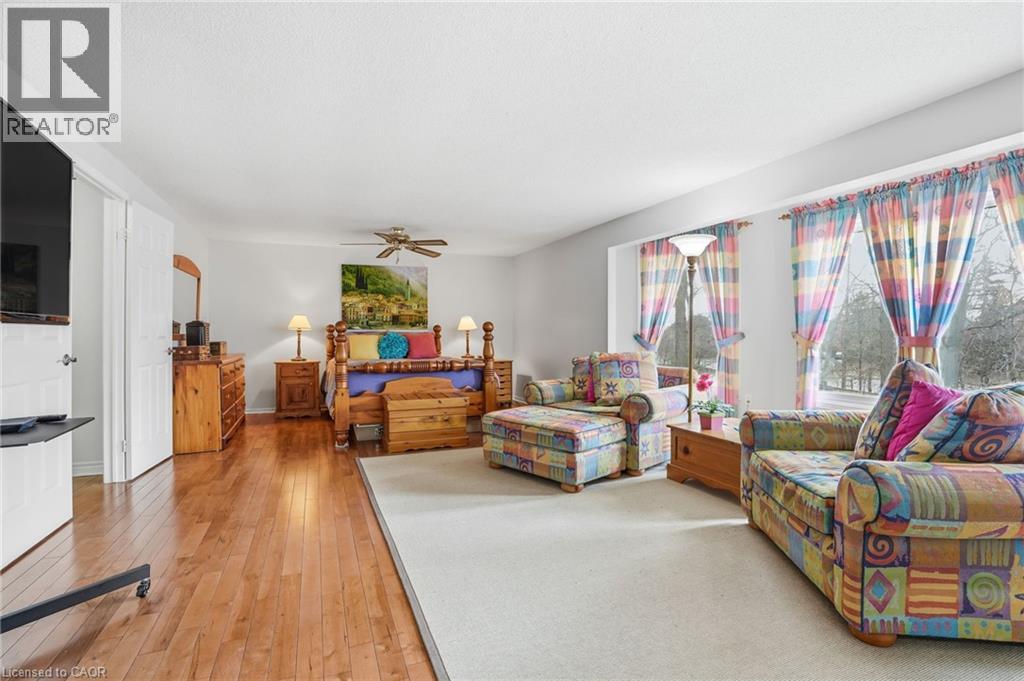 3192 COLEBROOK Court - 24