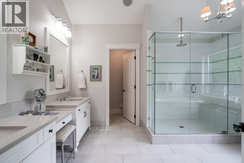 136 DEERVIEW LANE, Anmore