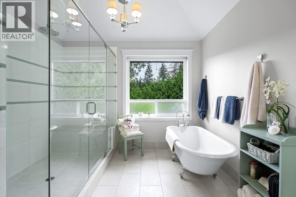 136 DEERVIEW LANE, Anmore