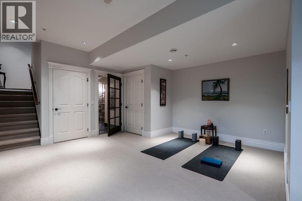 136 DEERVIEW LANE, Anmore