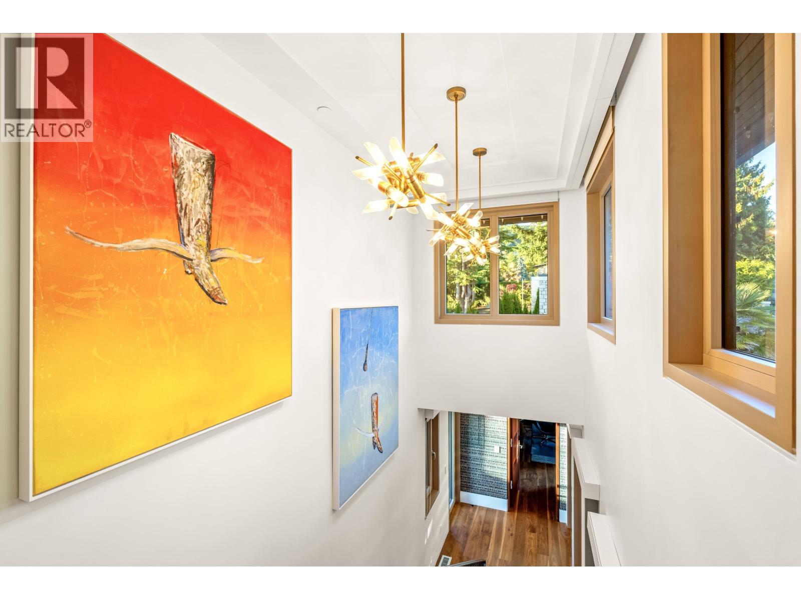 1036 EYREMOUNT DRIVE, West Vancouver