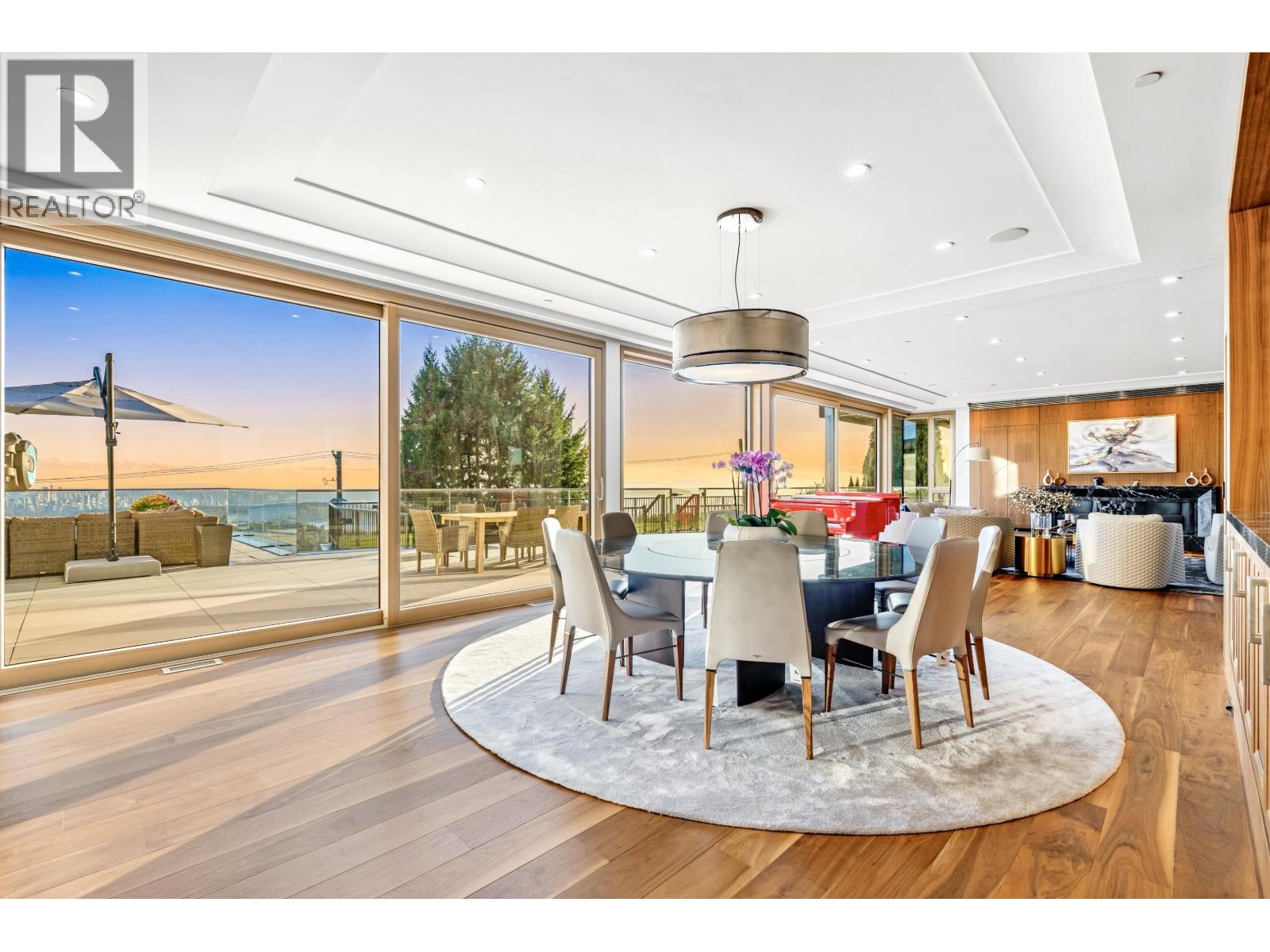 1036 EYREMOUNT DRIVE, West Vancouver