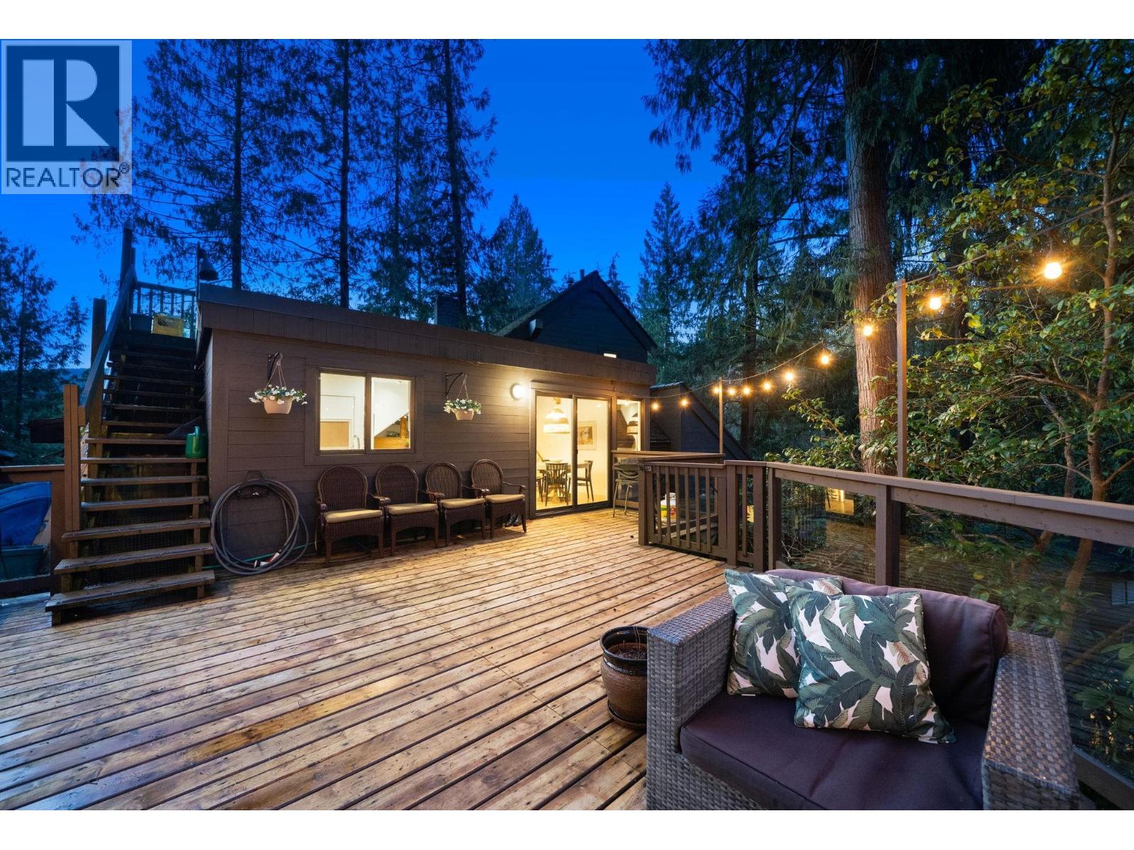 1616 ROXBURY ROAD, North Vancouver