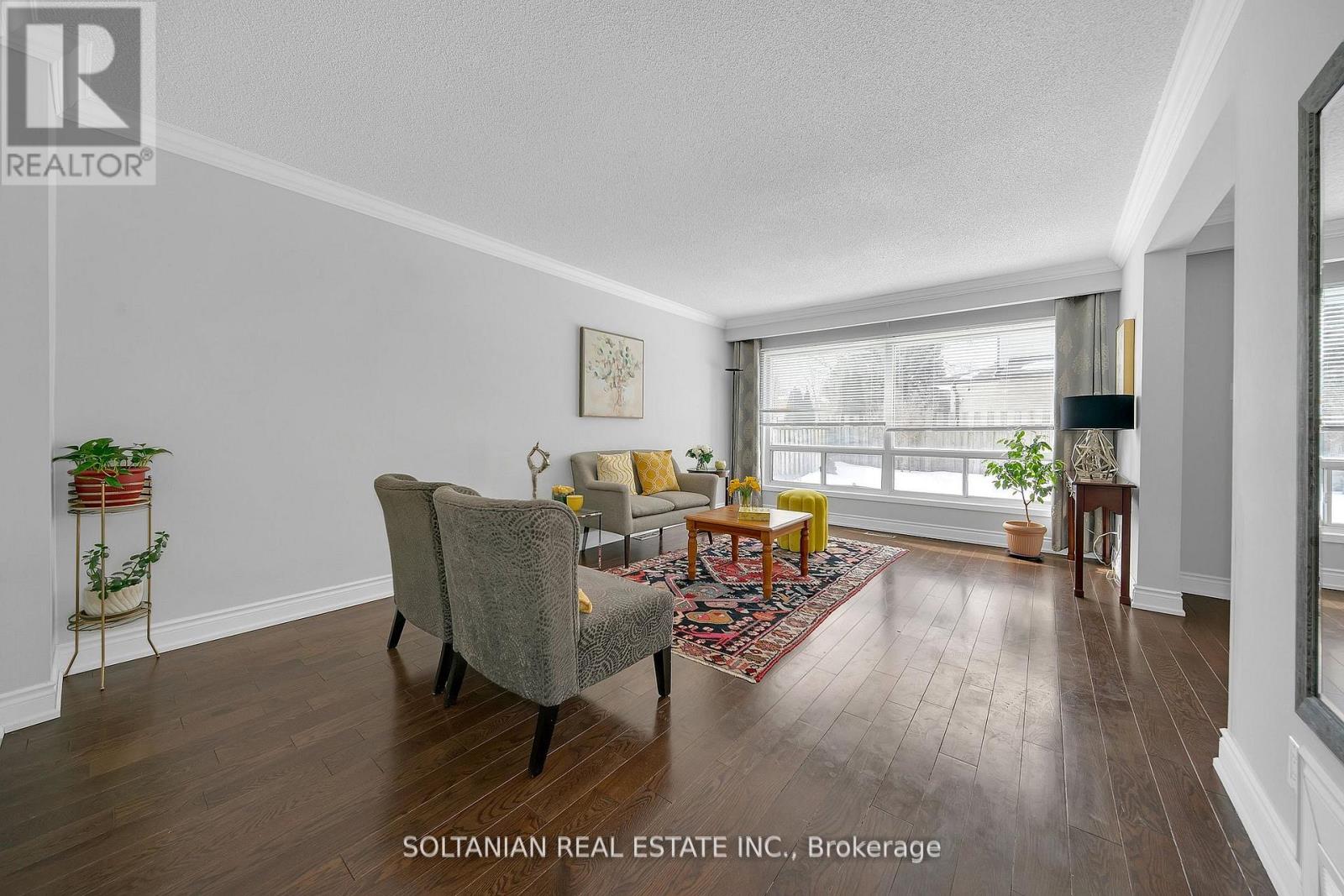 158 HILDA AVENUE - 5