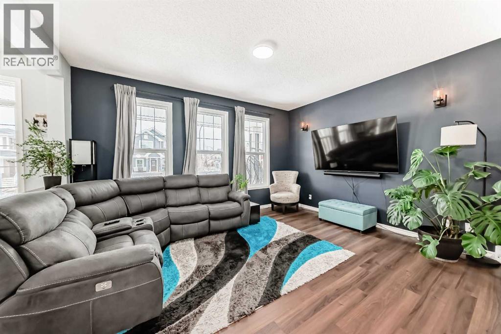 94 River Heights Green, Cochrane