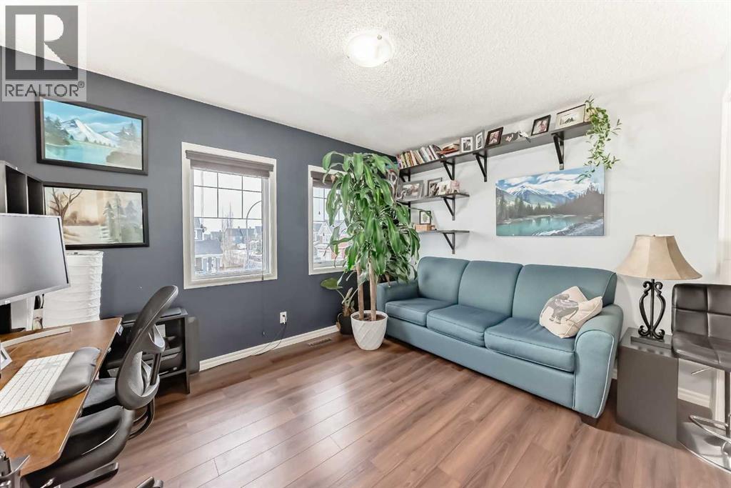 94 River Heights Green, Cochrane