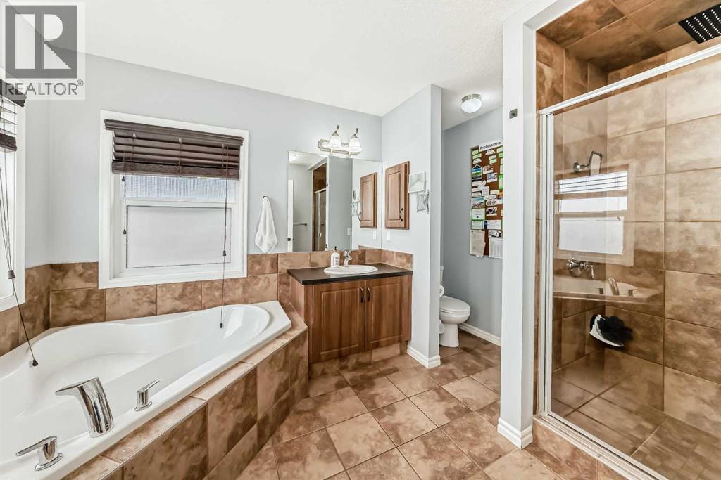 94 River Heights Green, Cochrane