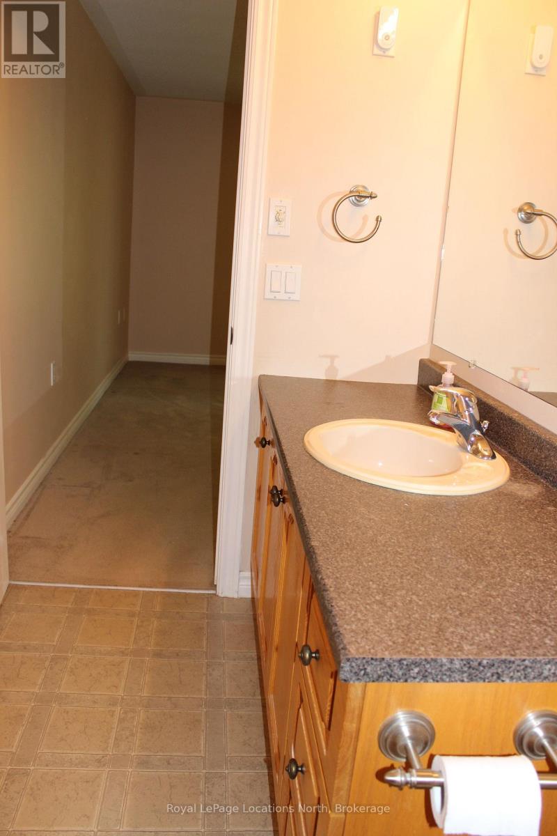 9 PENNSYLVANIA AVENUE, Wasaga Beach, Ontario, L9Z3A8 — Photo 23