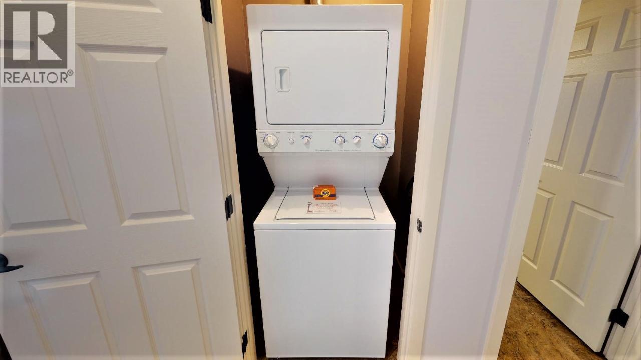 500 BIGHORN Boulevard Unit# 523 D, Radium Hot Springs