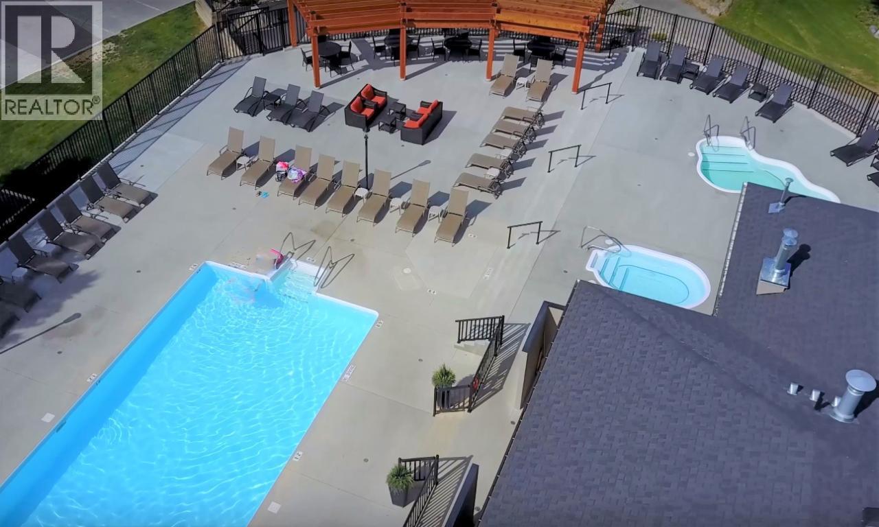 500 BIGHORN Boulevard Unit# 523 D, Radium Hot Springs