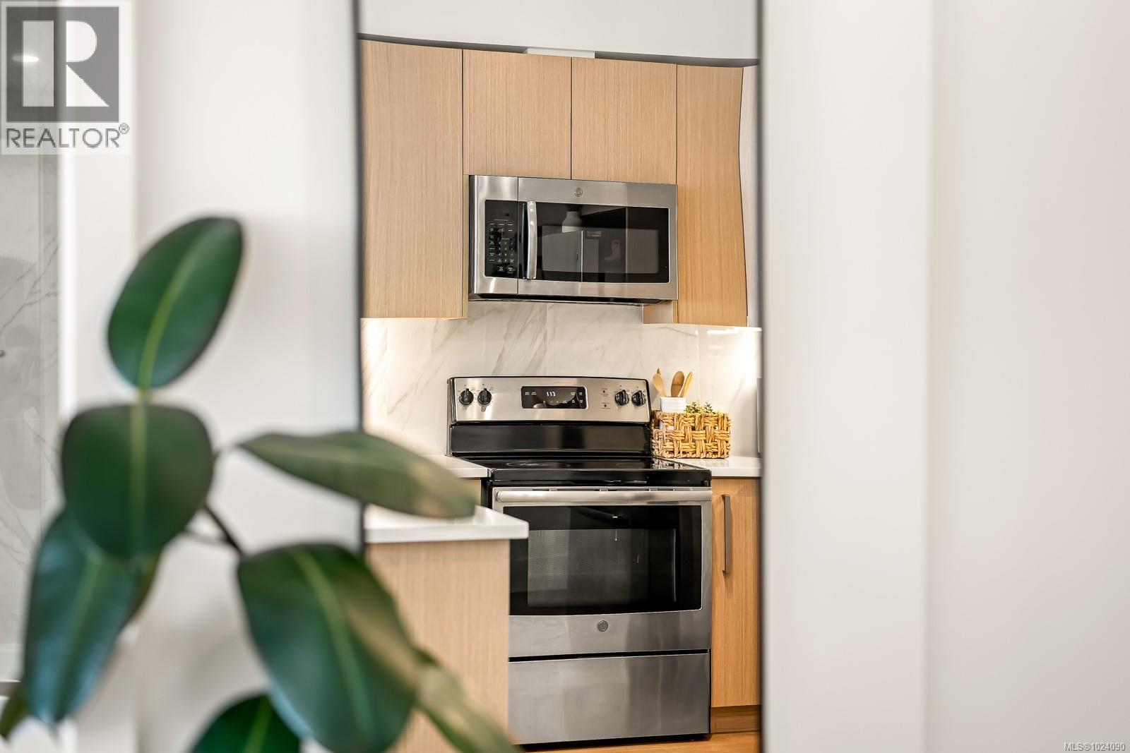 #308 3070 KILPATRICK AVE - 15