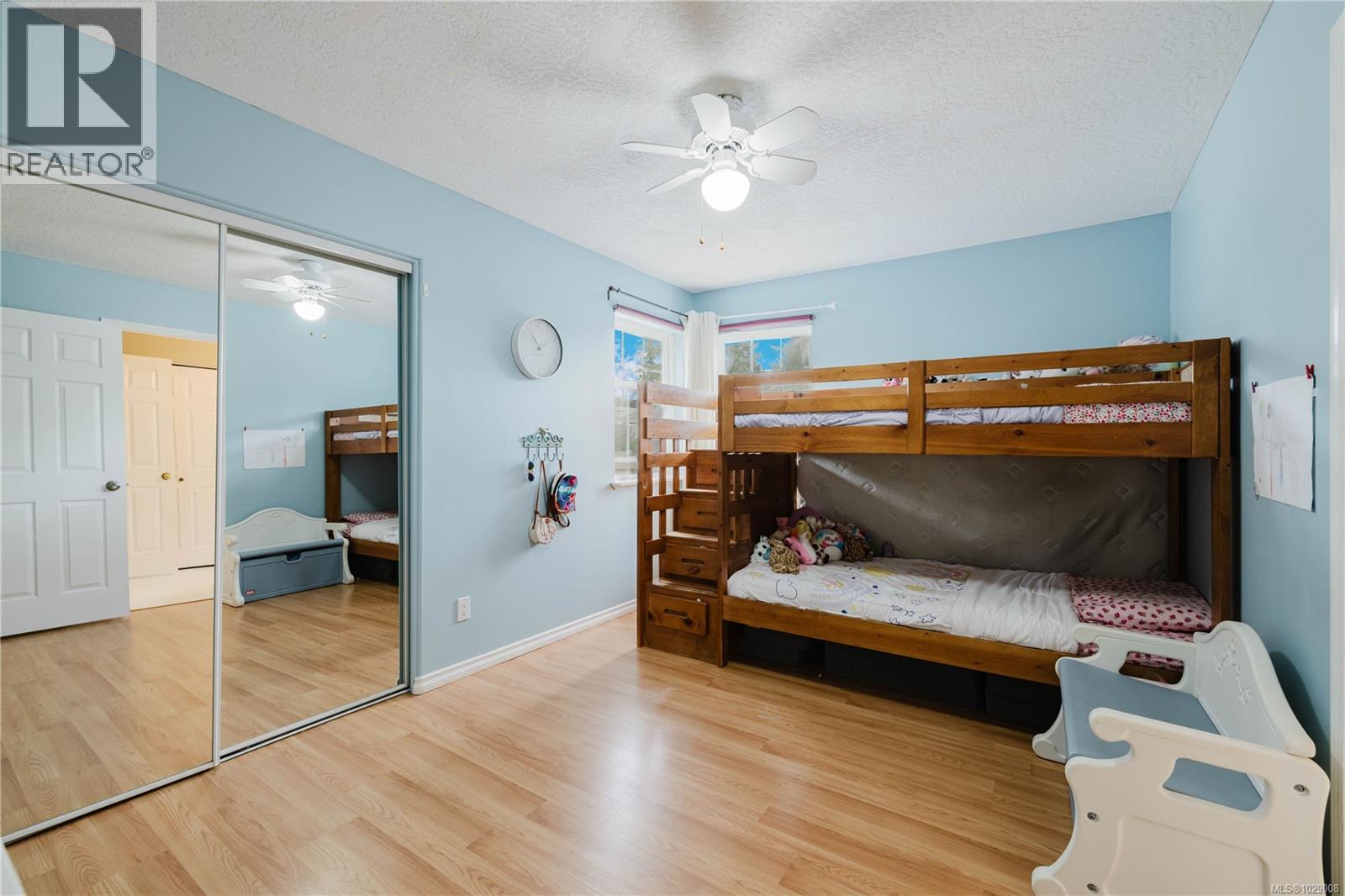 3240 HILLWOOD RD - 25