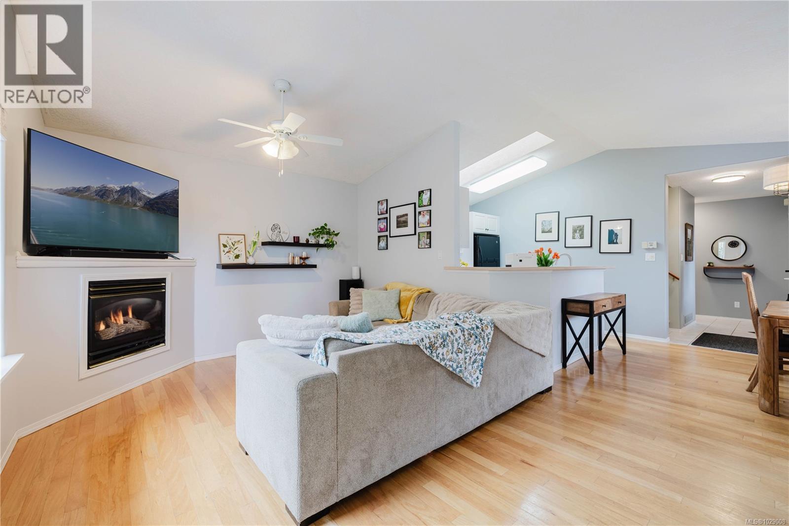 3240 HILLWOOD RD - 11