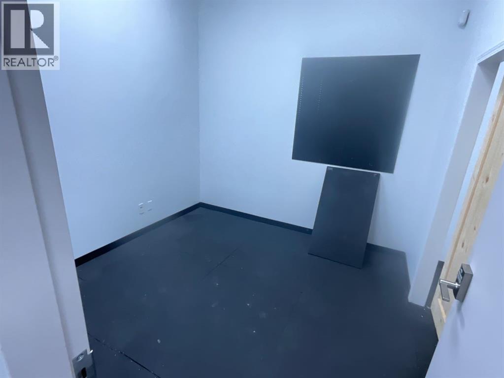 
          4770 Riverside Drive
            <br/>
            <span>Red Deer</span>
            , 
            <span>AB</span>
             <span>T4N2Z7</span>
        