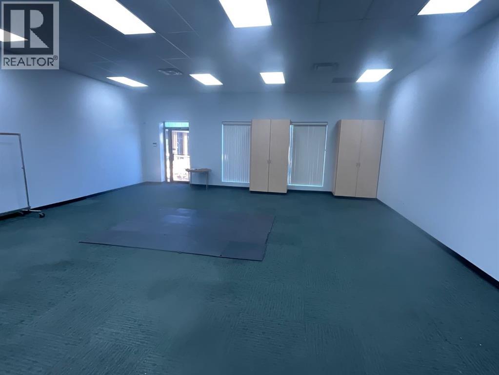 
          4770 Riverside Drive
            <br/>
            <span>Red Deer</span>
            , 
            <span>AB</span>
             <span>T4N2Z7</span>
         - Photo 5