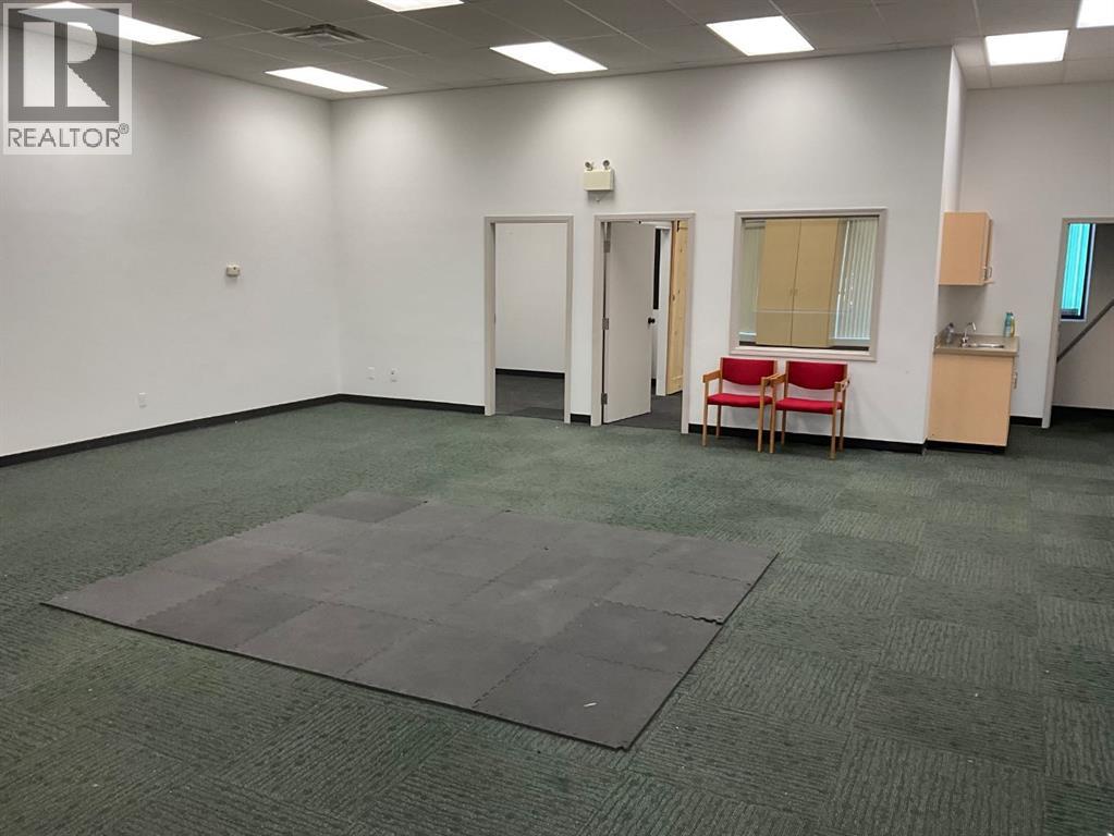 
          4770 Riverside Drive
            <br/>
            <span>Red Deer</span>
            , 
            <span>AB</span>
             <span>T4N2Z7</span>
         - Photo 14