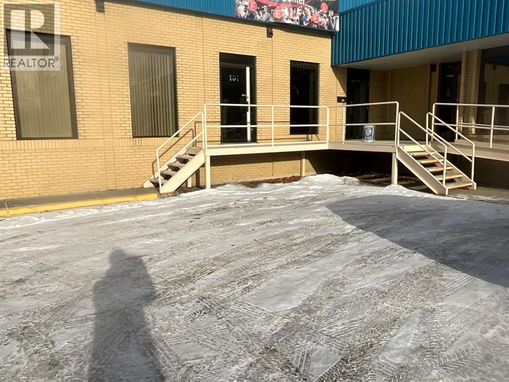 
          4770 Riverside Drive
            <br/>
            <span>Red Deer</span>
            , 
            <span>AB</span>
             <span>T4N2Z7</span>
         - Photo 9