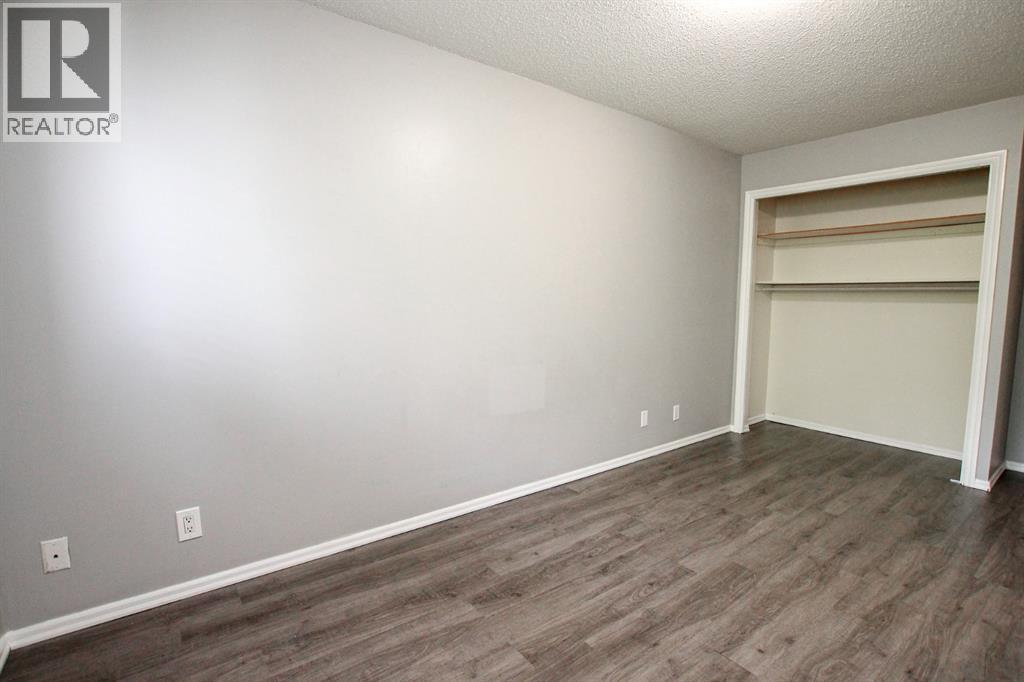 36 McBlane Close, Red Deer