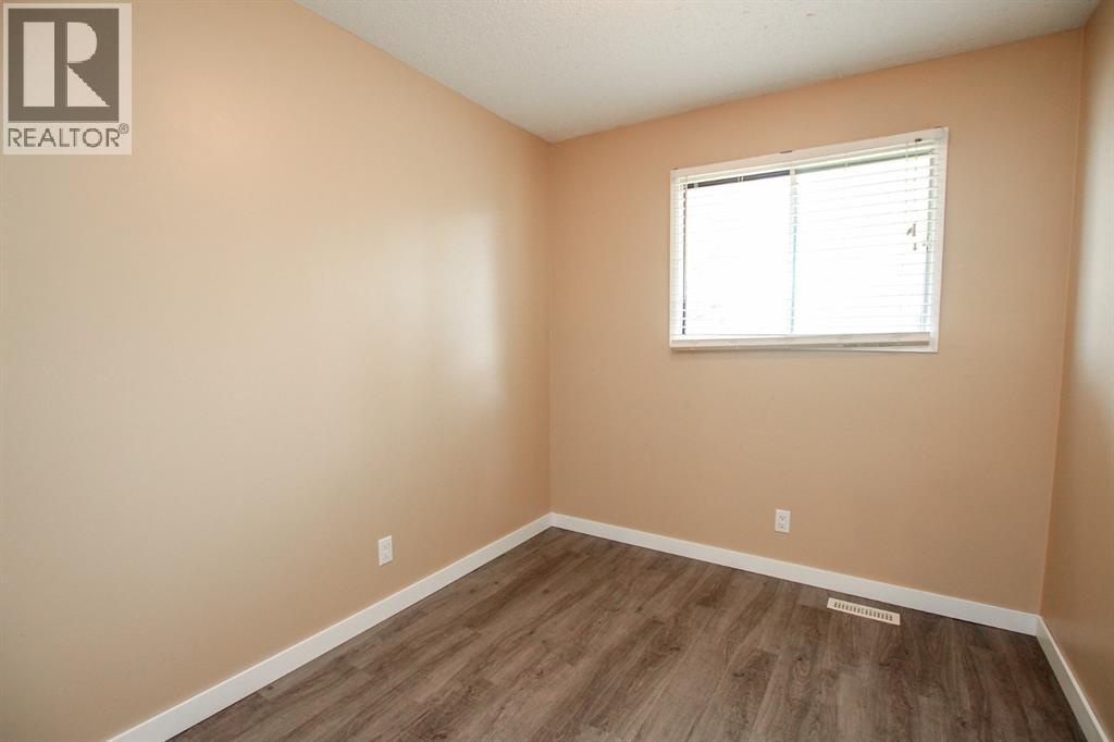 36 McBlane Close, Red Deer