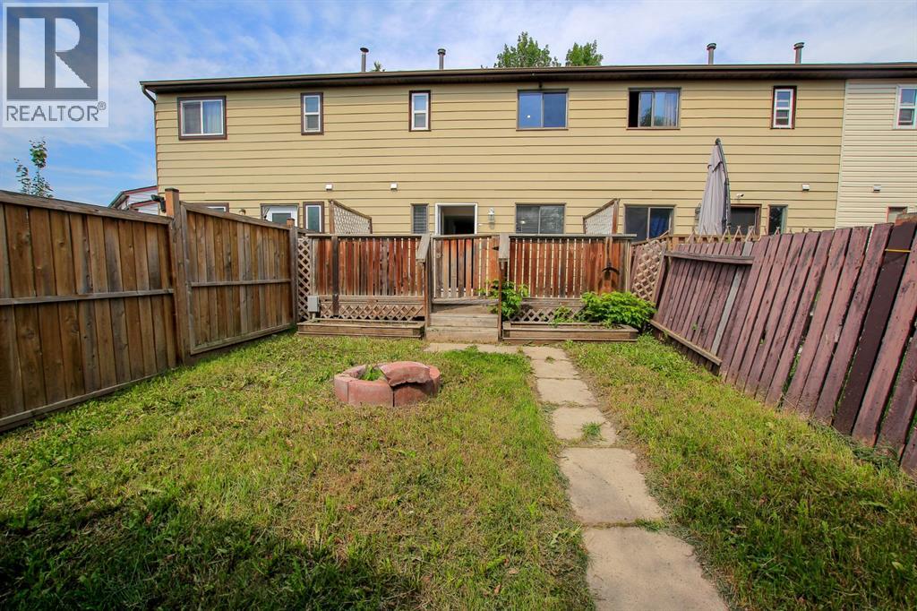 36 McBlane Close, Red Deer