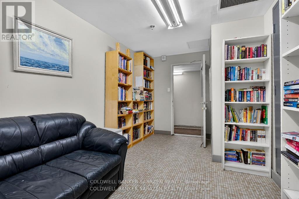 #2305 - 1785 FROBISHER LANE — photo 40