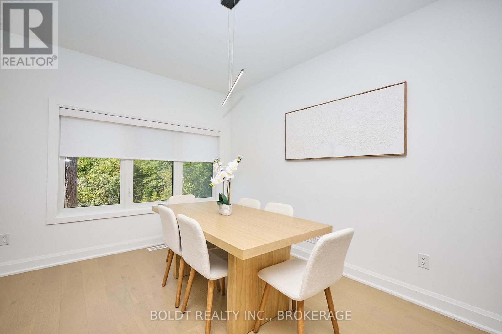 552 MISSISSAUGA AVENUE - 10