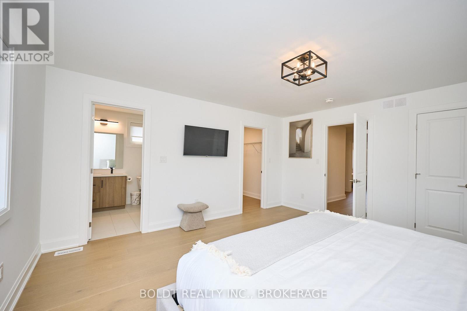 552 MISSISSAUGA AVENUE - 15