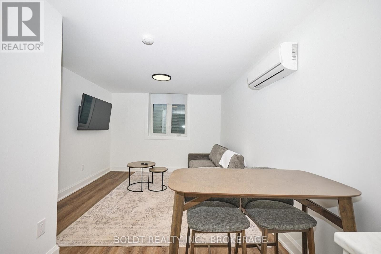 552 MISSISSAUGA AVENUE - 27