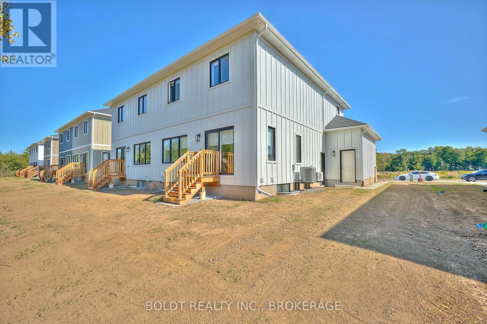 552 MISSISSAUGA AVENUE - 33