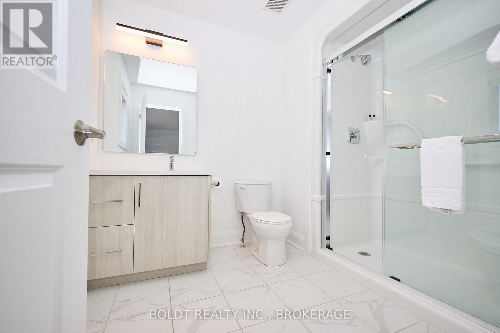 556 MISSISSAUGA AVENUE - 15