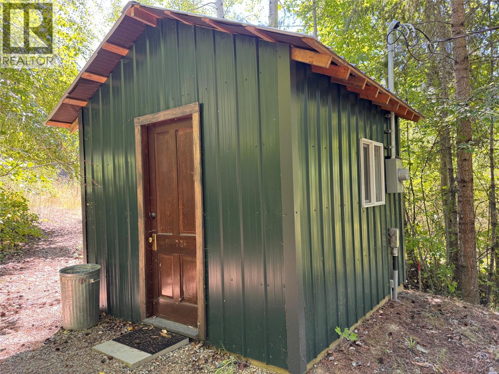 2160 3 Highway, Christina Lake