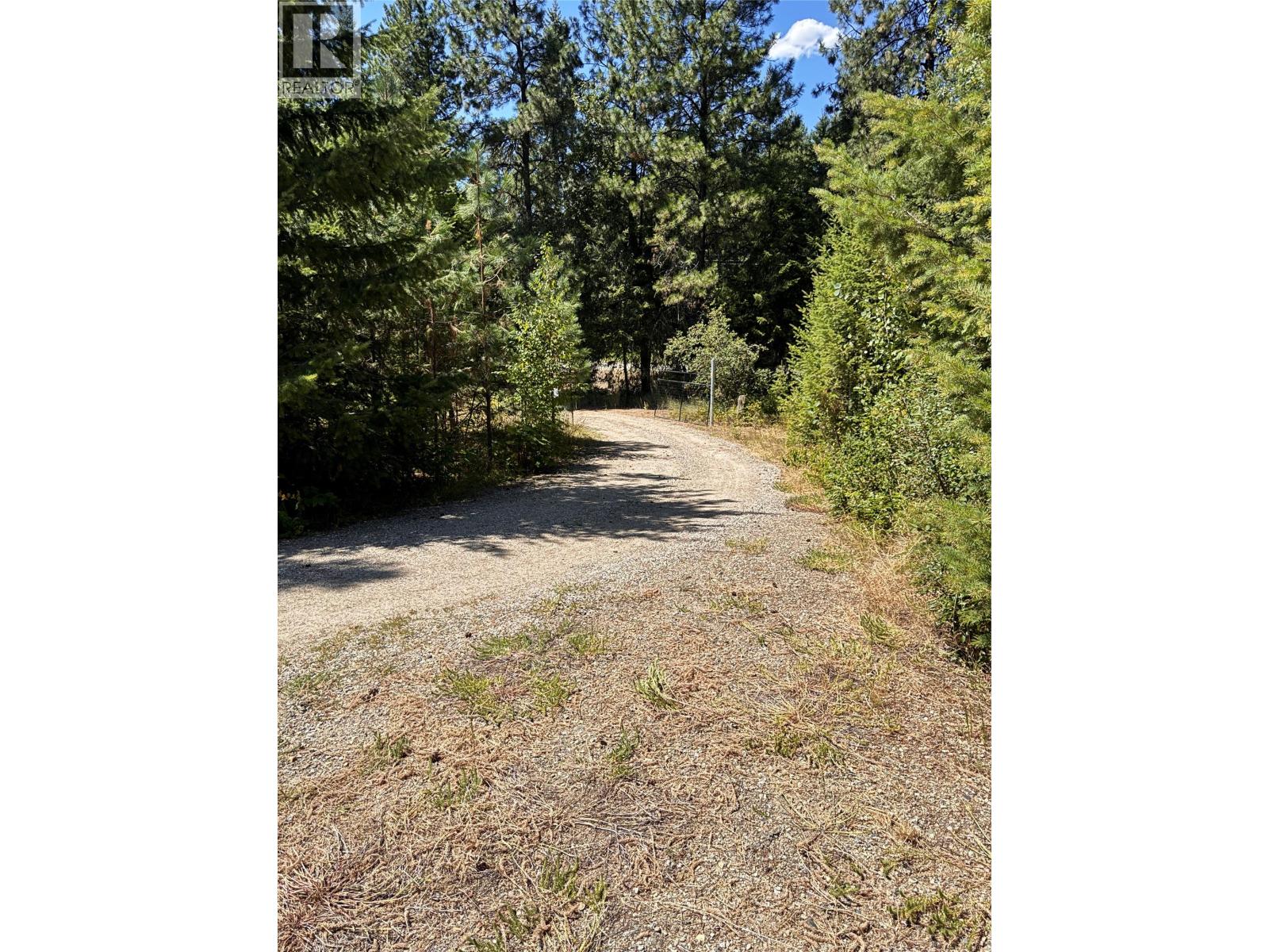 2160 3 Highway, Christina Lake
