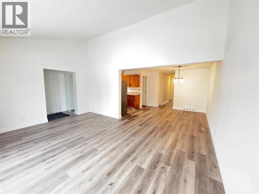 Single Family House Bungalow for Sale in  Rundlehorn Drive NE Pineridge Calgary 