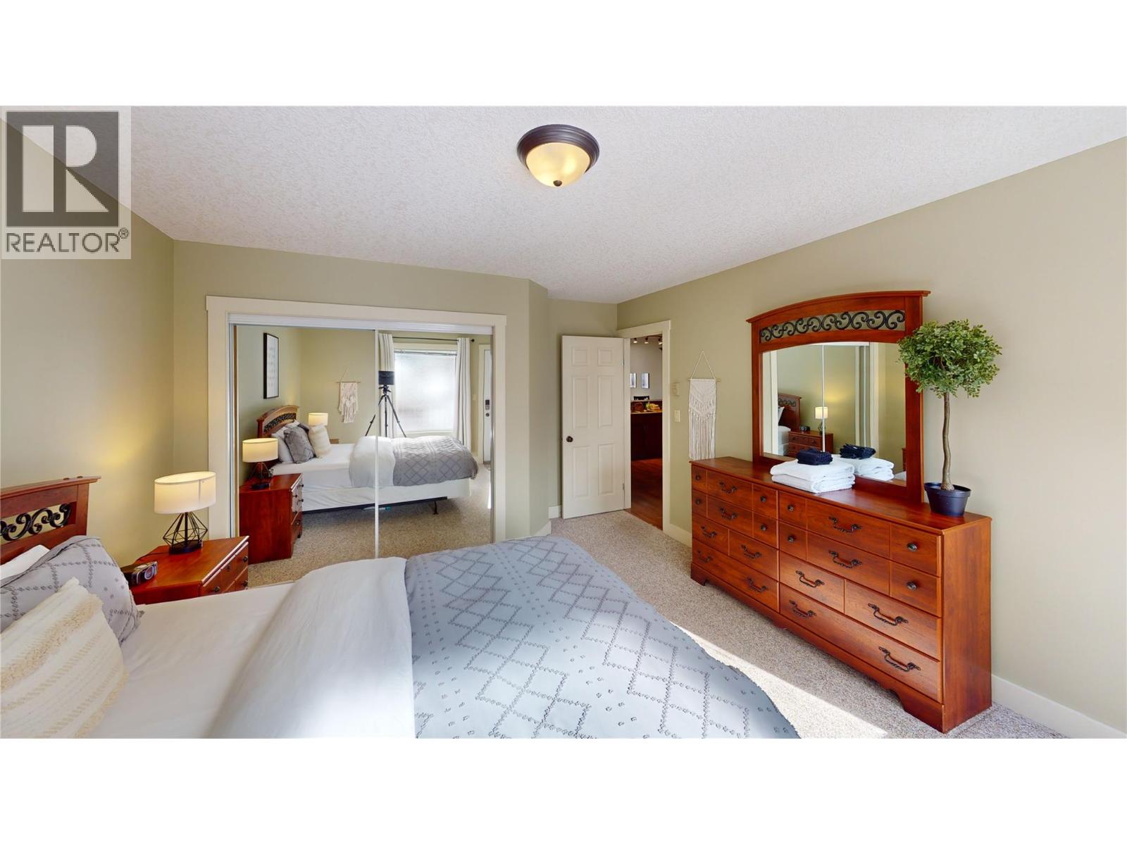 7307 PROSPECTOR Avenue Unit# 205, Radium Hot Springs