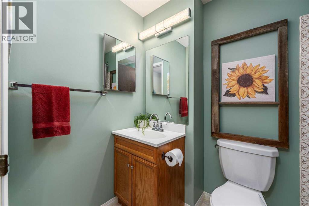 Single Family House for Sale in    Street NE Pineridge Calgary 