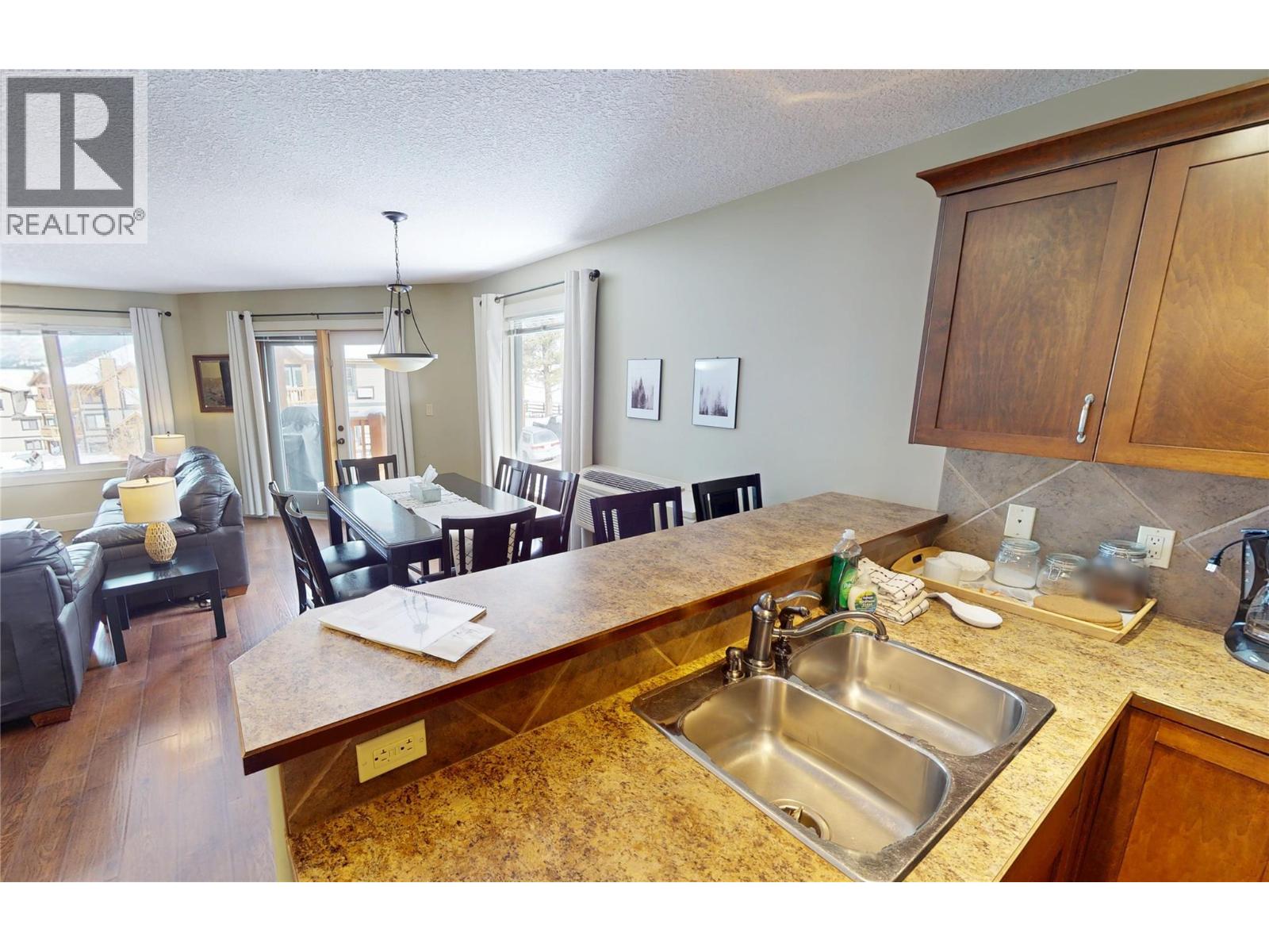 7307 PROSPECTOR Avenue Unit# 205, Radium Hot Springs