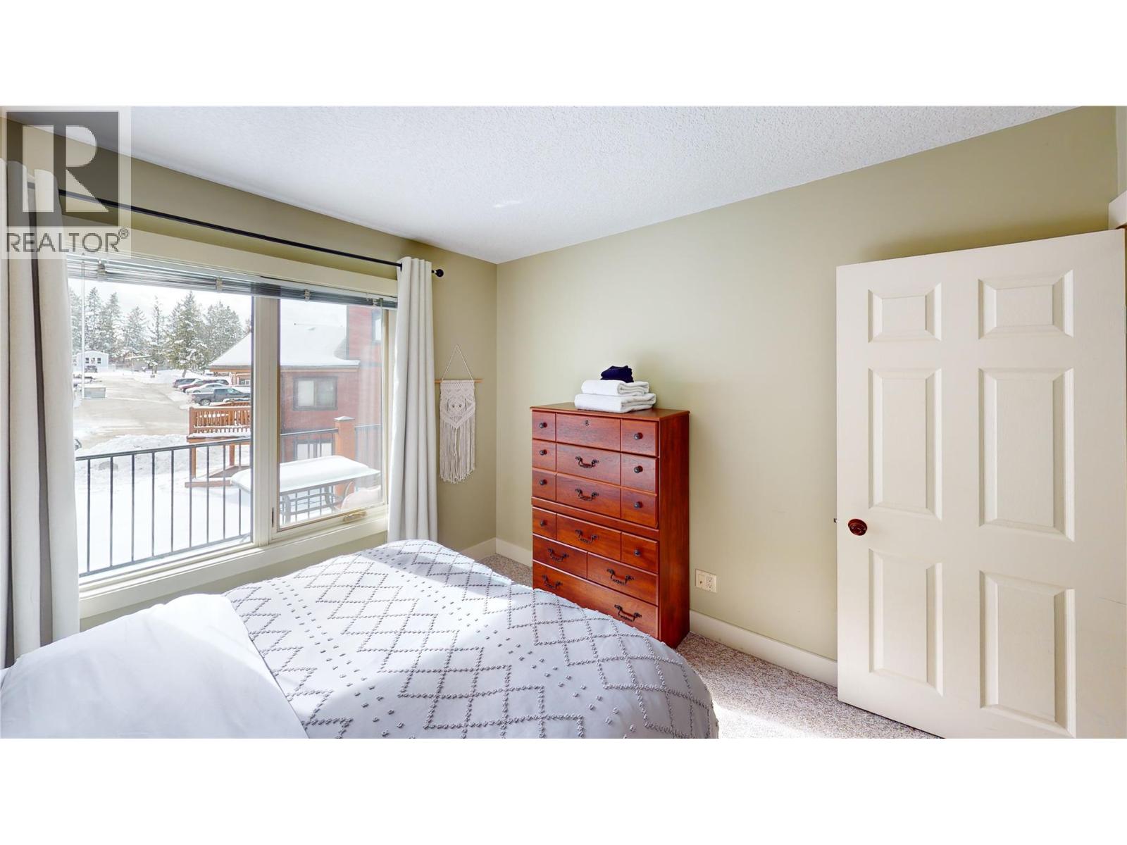 7307 PROSPECTOR Avenue Unit# 205, Radium Hot Springs