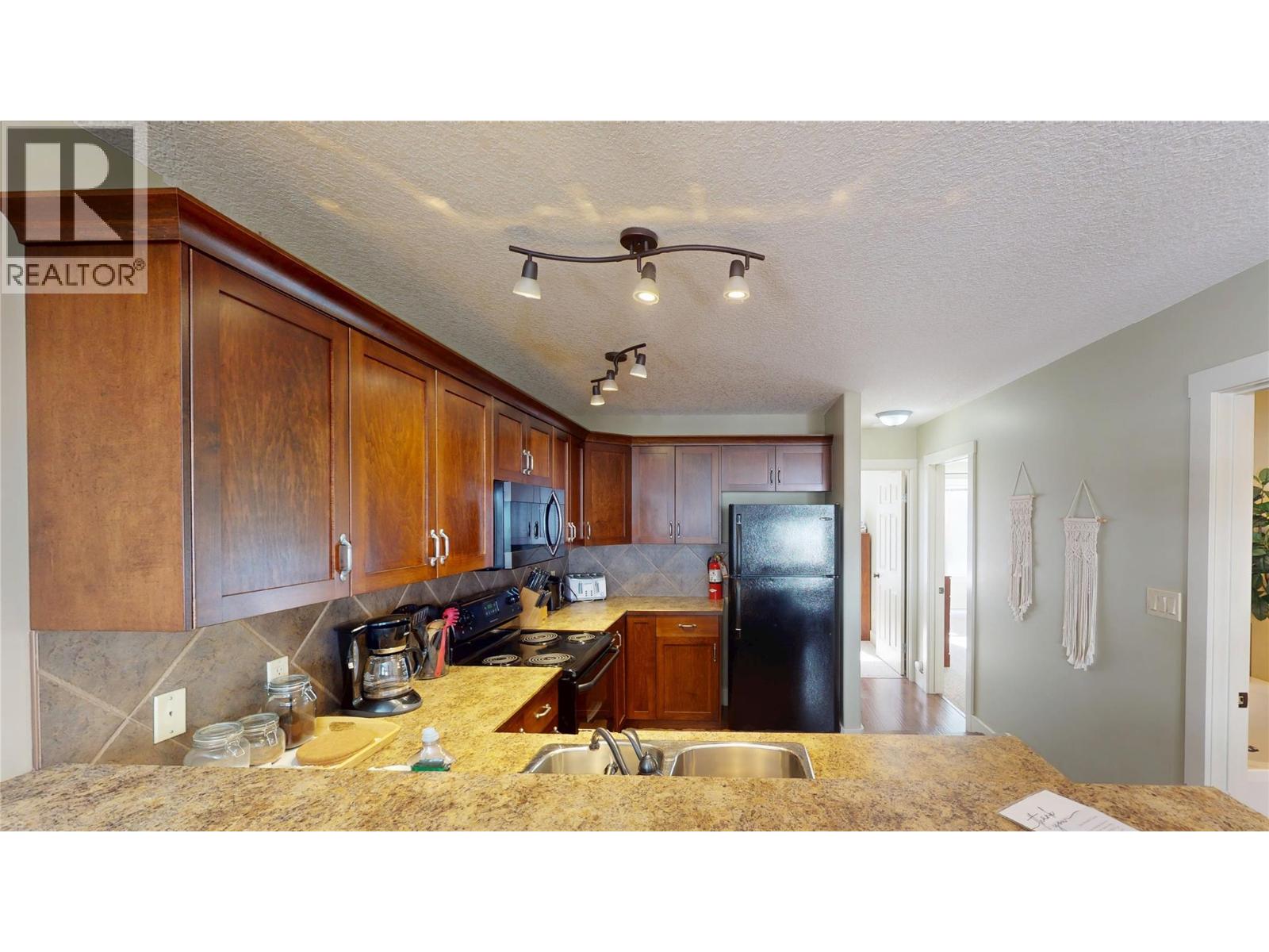 7307 PROSPECTOR Avenue Unit# 205, Radium Hot Springs