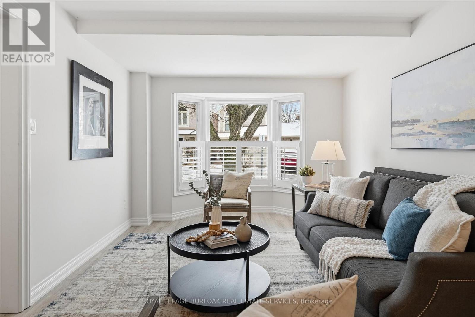 #38 5255 LAKESHORE ROAD - 9