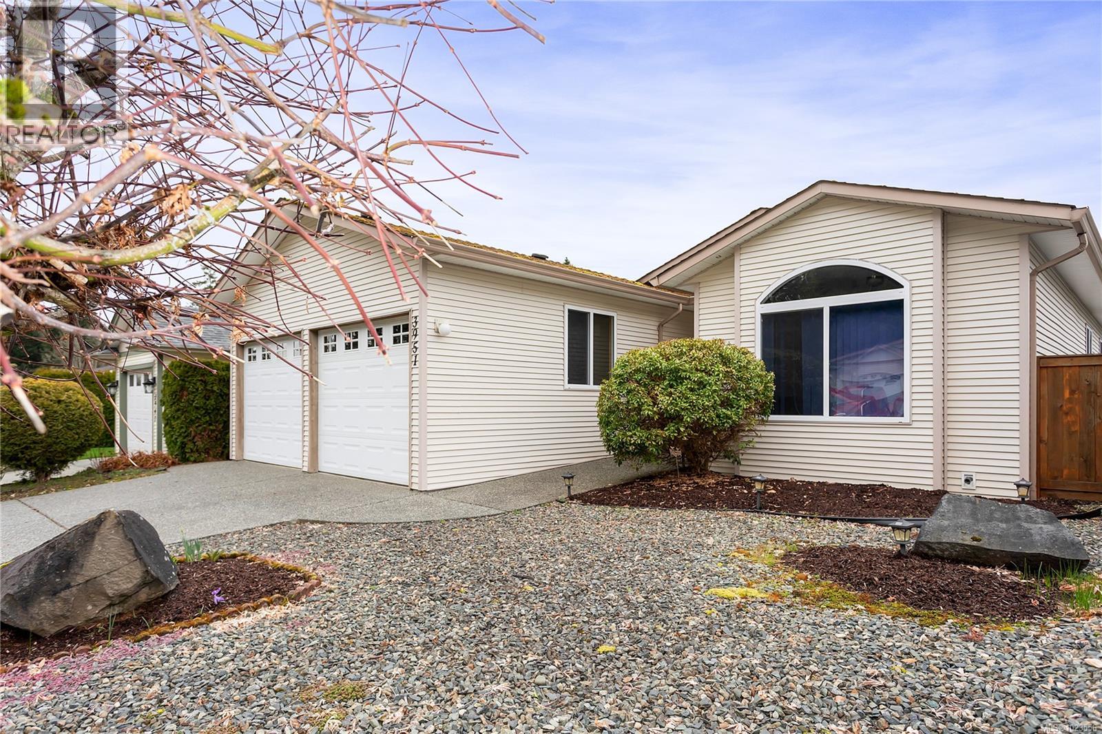 3951 VALEWOOD DR - Image 2