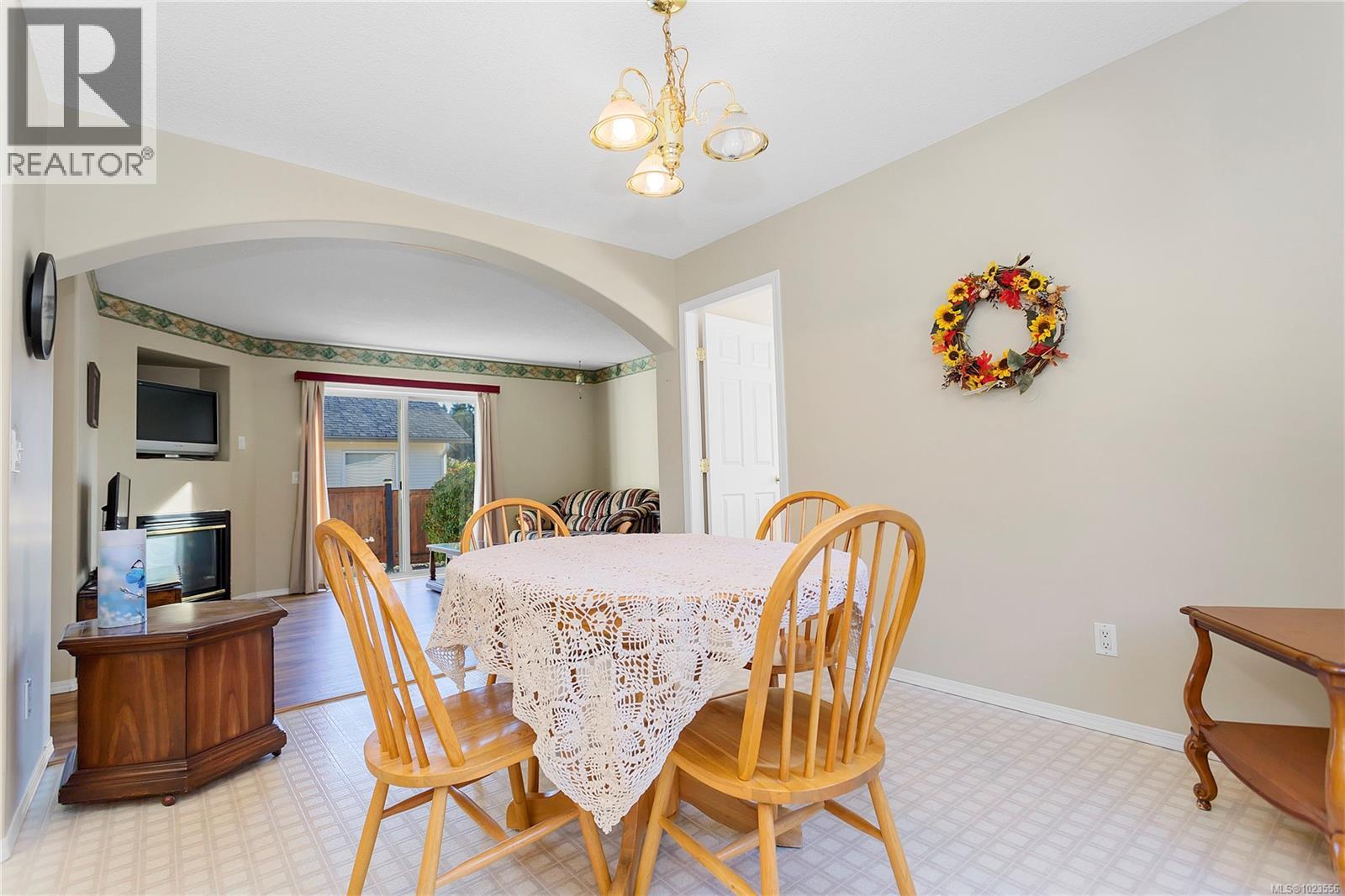 3951 VALEWOOD DR - 7