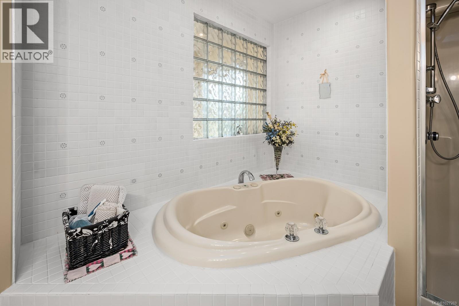 1418 VALLEY VIEW DR - 29