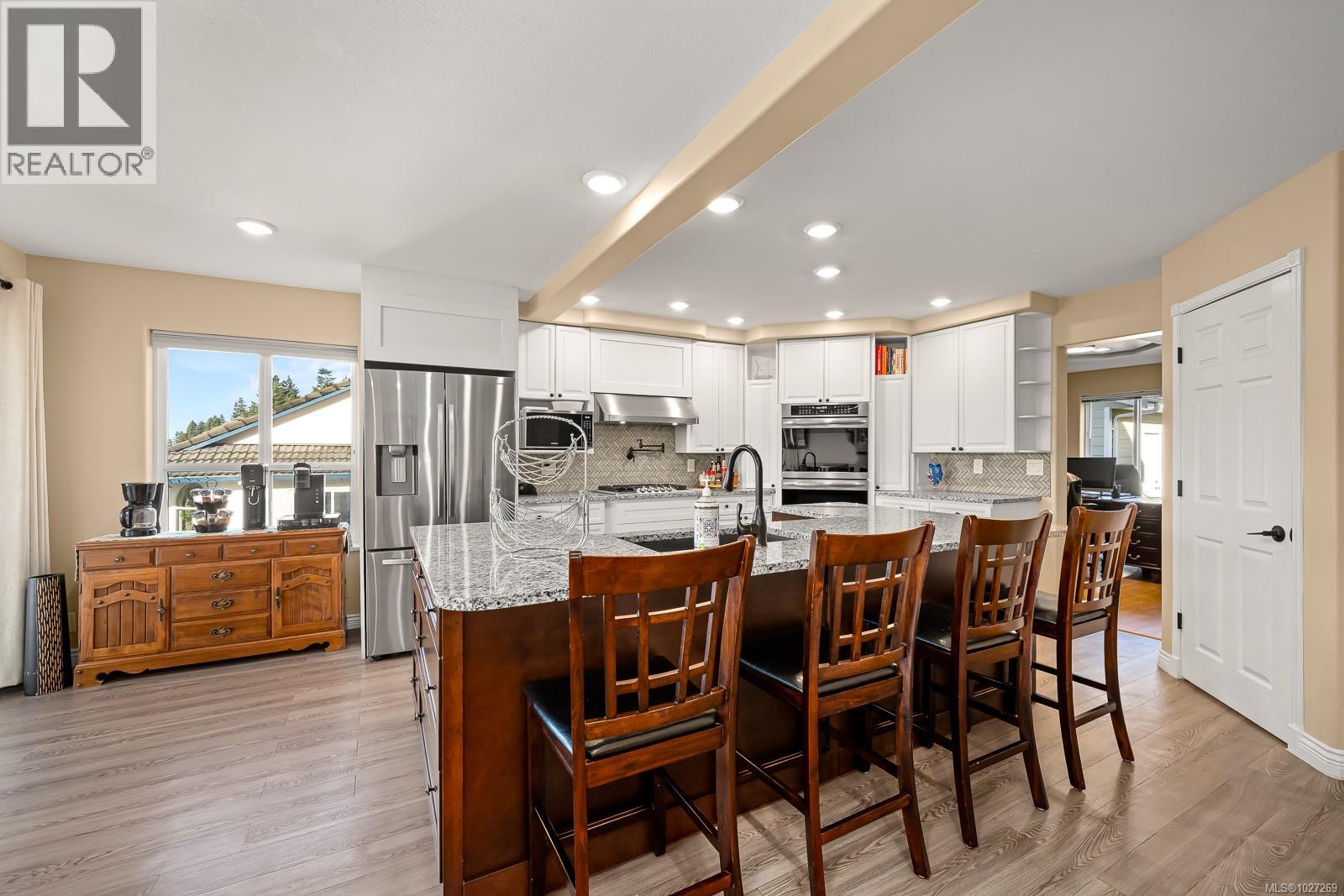 1418 VALLEY VIEW DR - 8