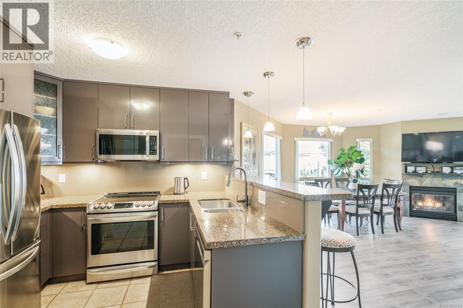 #421 1175 RESORT DR - 17